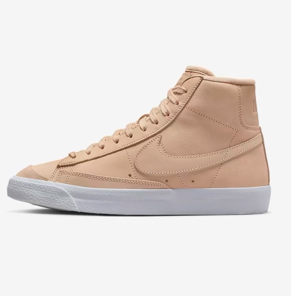 Nike Men’s BLAZER MID PREMIUM MF
VACHETTA TAN/ACHETTA TAN
DQ7572 200 sneakers••• - Picture 11 of 16